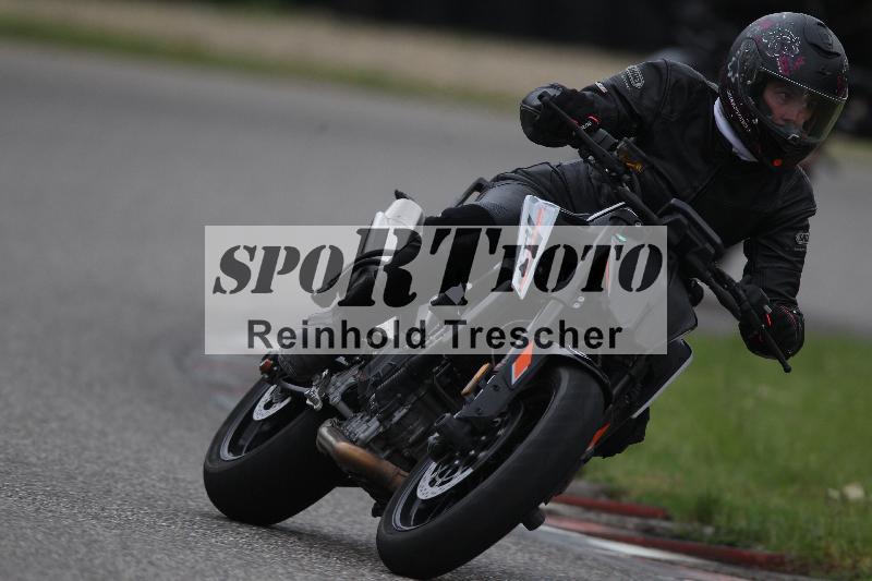 /Archiv-2025/10 23.04.2025 Cornu Master School ADR/gruen-vert/67